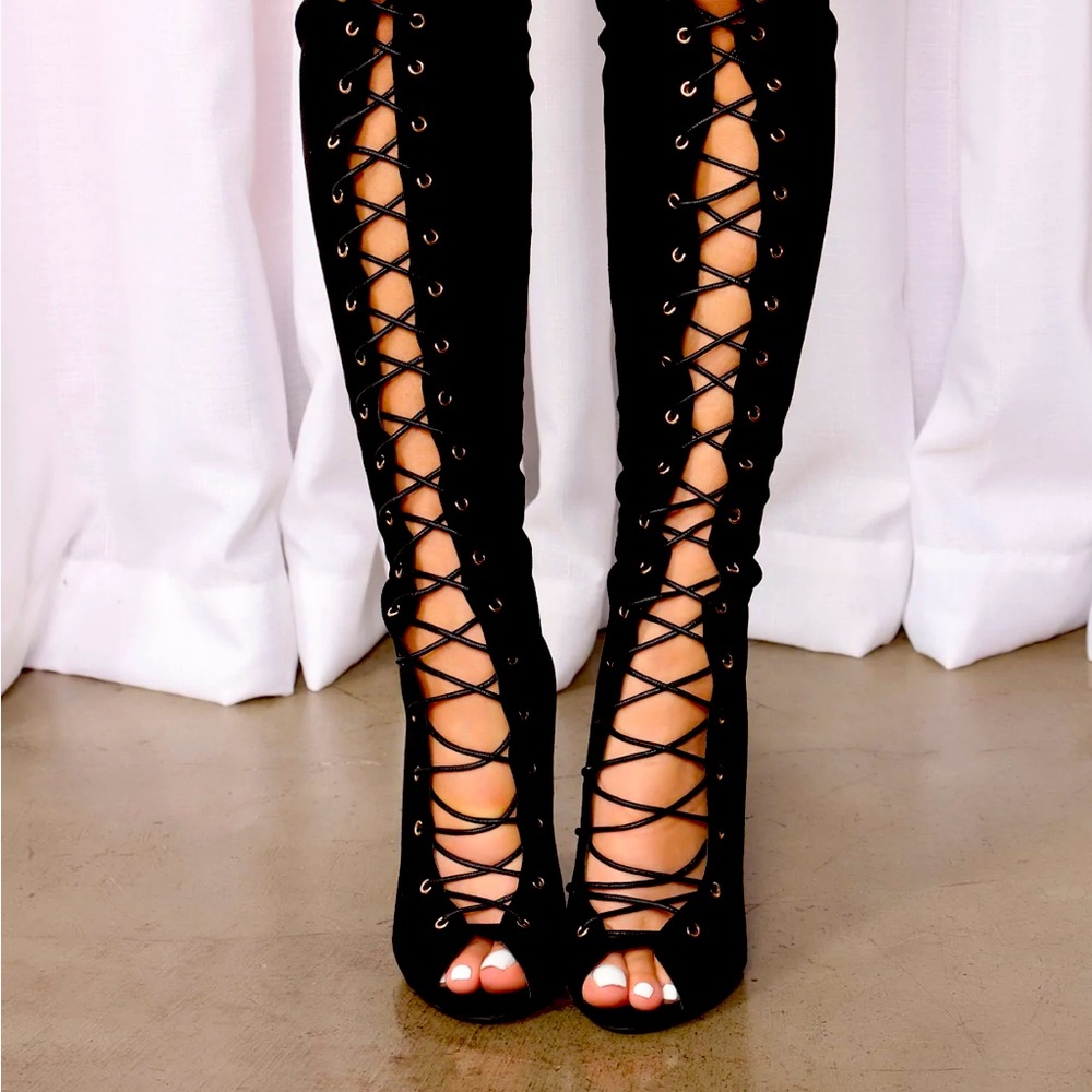 Brand new never worn lace up boots